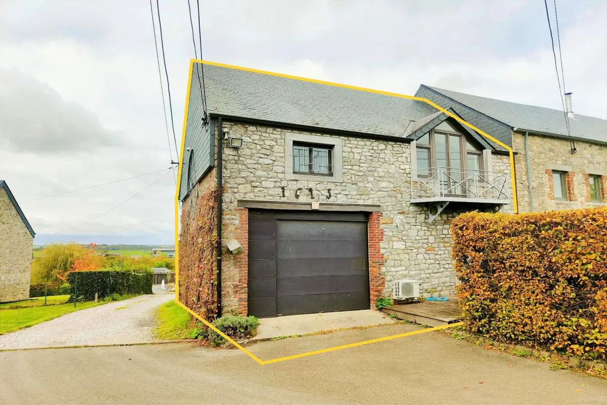 Immeuble mixte à vendre à Dinant 5500 298000.00€ 2 chambres 124.00m² - annonce 613448