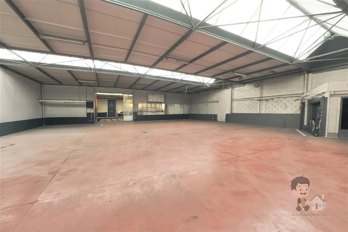 Parking à vendre à Auvelais 5060 500000.00€  chambres m² - annonce 614269