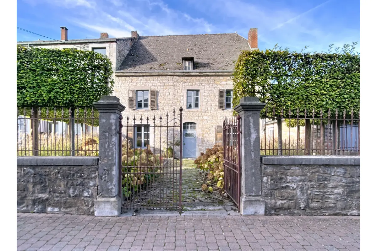 Maison à vendre à Beauraing 5570 295000.00€ 2 chambres 259.00m² - annonce 614850