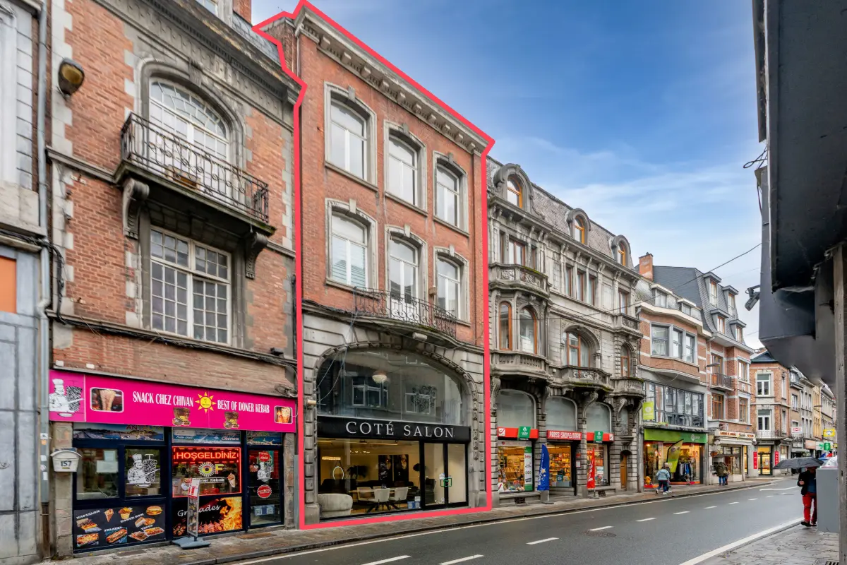 Immeuble mixte à vendre à Dinant 5500 320000.00€ 3 chambres 1048.00m² - annonce 615728