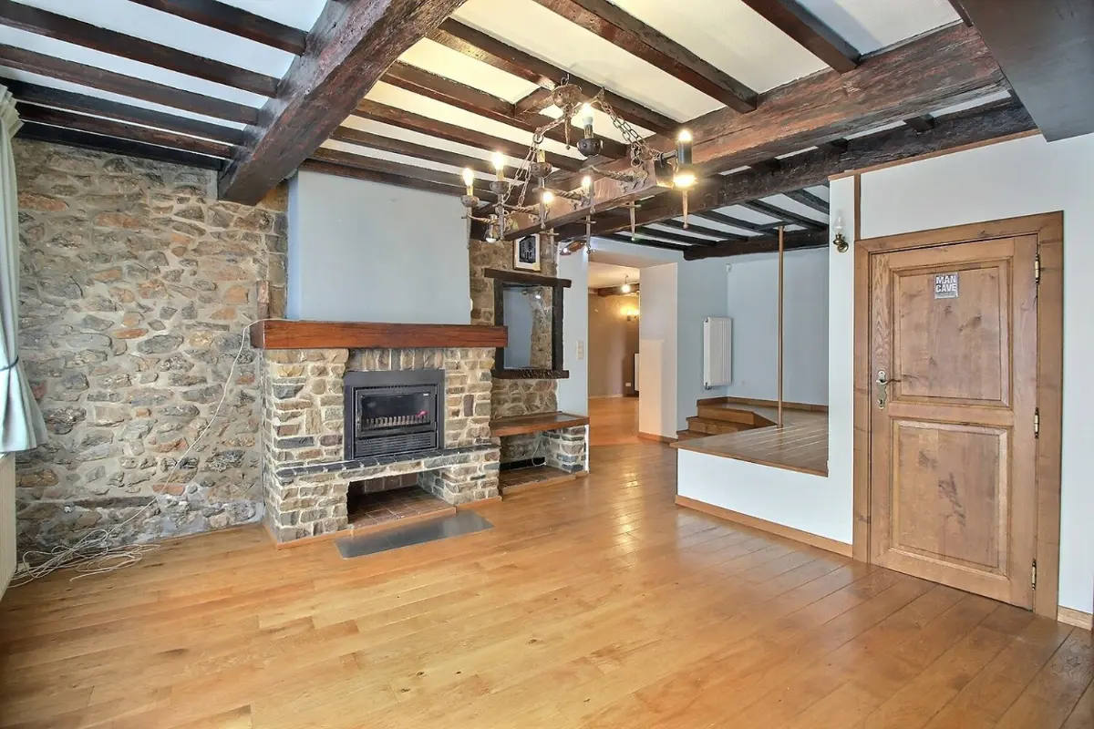 Maison à vendre à Soulme 5680 229000.00€ 5 chambres 275.00m² - annonce 616316