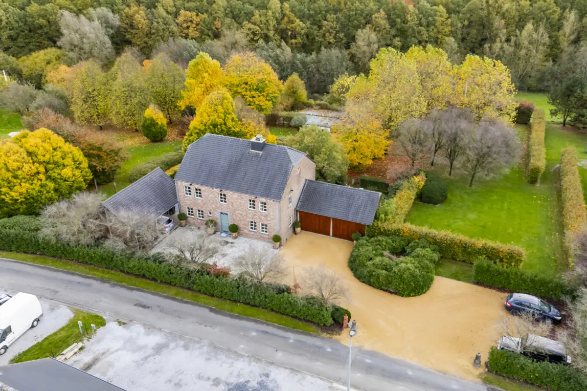 Maison à vendre à Ciney 5590 770000.00€ 5 chambres 303.00m² - annonce 619289