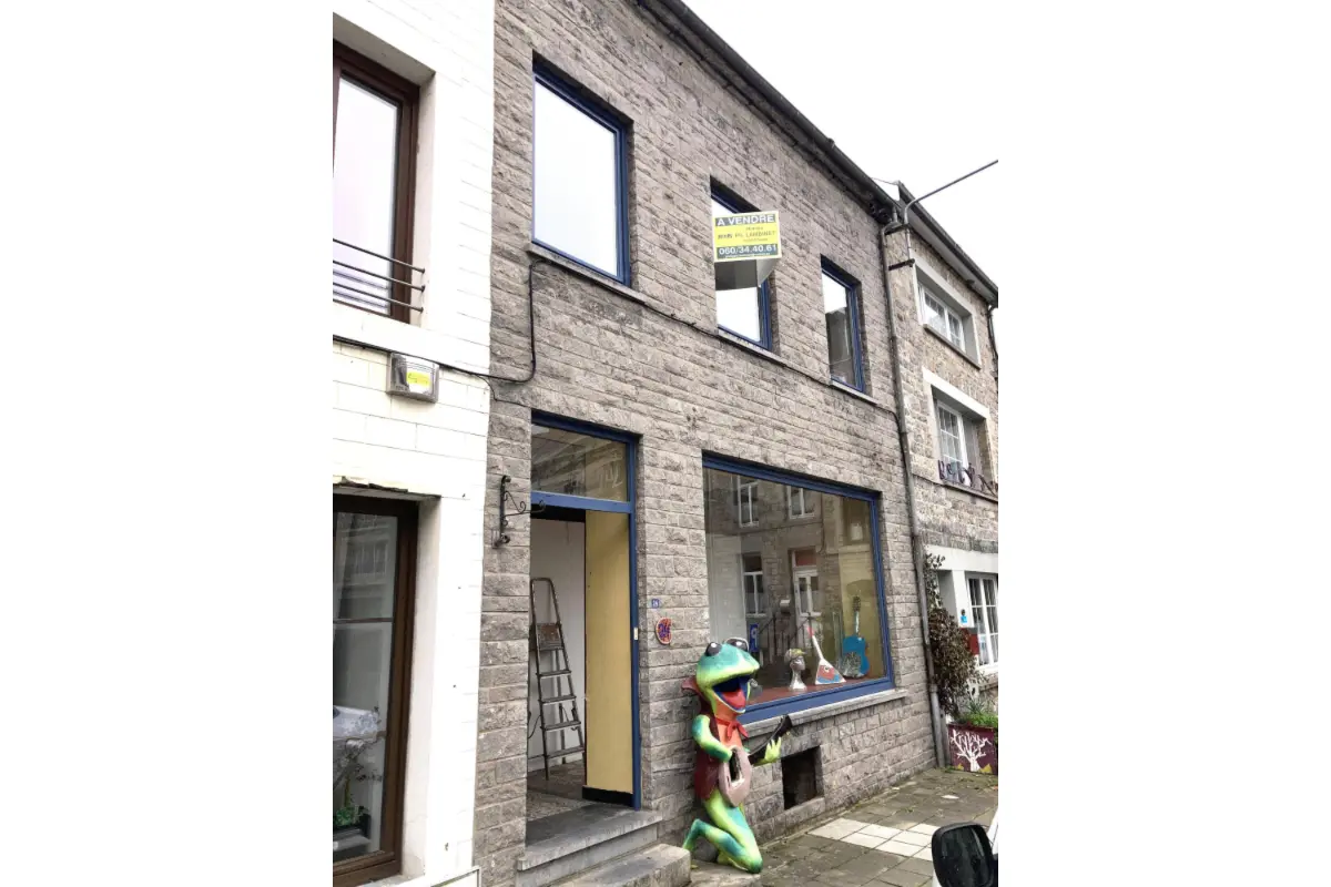 Maison à vendre à Couvin 5660 135000.00€ 4 chambres m² - annonce 618441