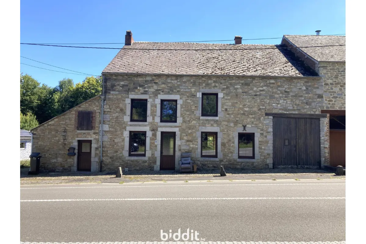 Maison à vendre à Couvin 5660 135000.00€ 4 chambres m² - annonce 618405