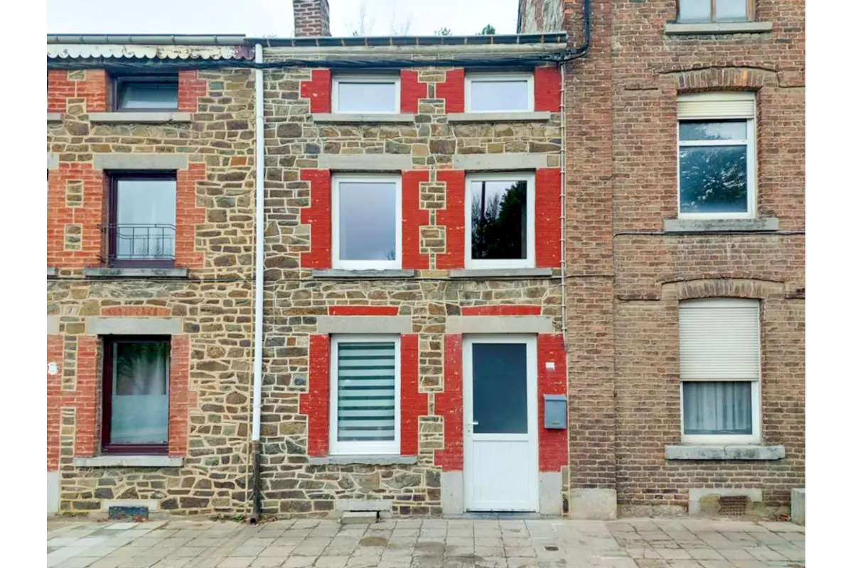 Maison à vendre à Jemelle 5580 99000.00€ 2 chambres 100.00m² - annonce 620780