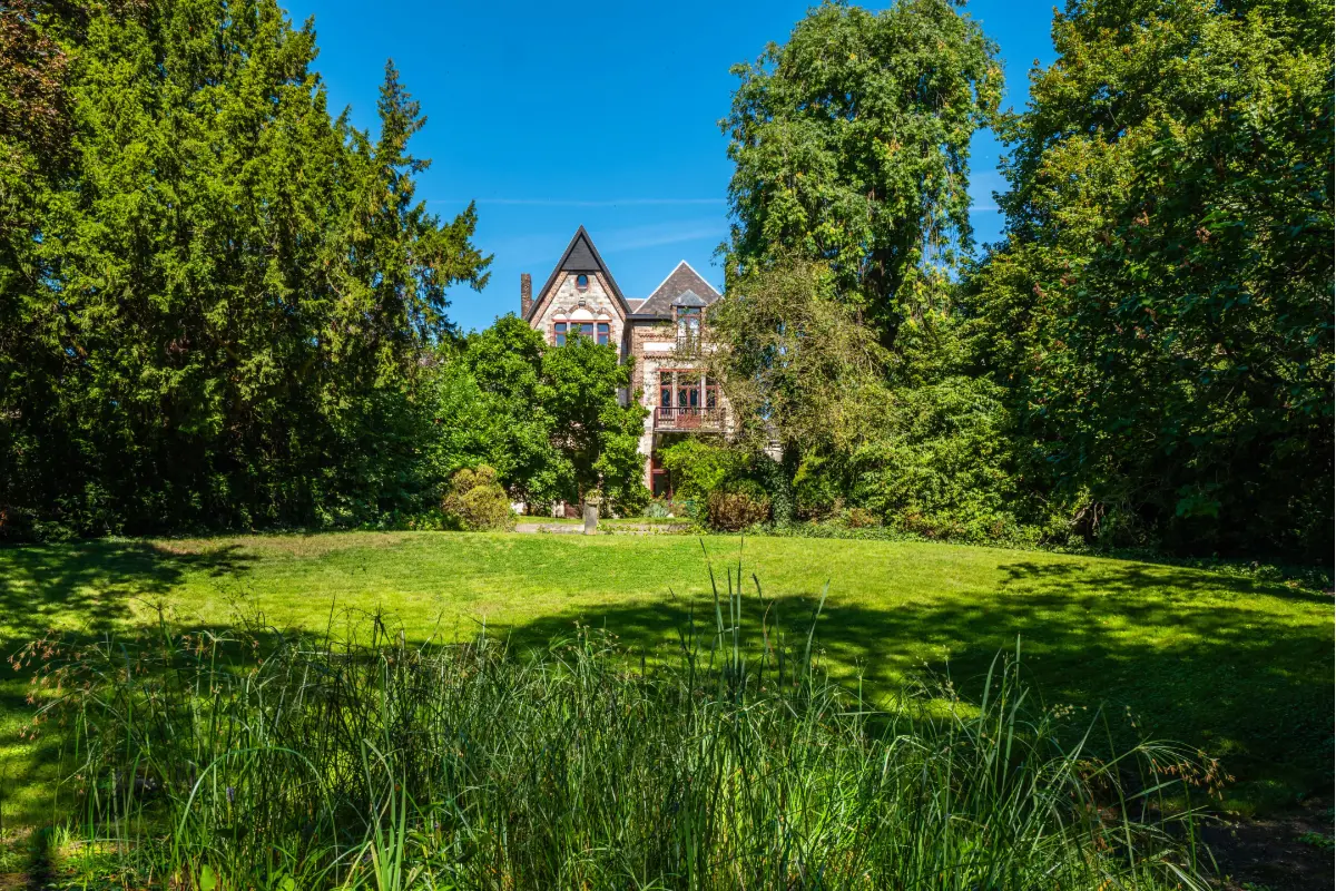 Maison à vendre à Namur 5000 600000.00€ 6 chambres 507.00m² - annonce 620658