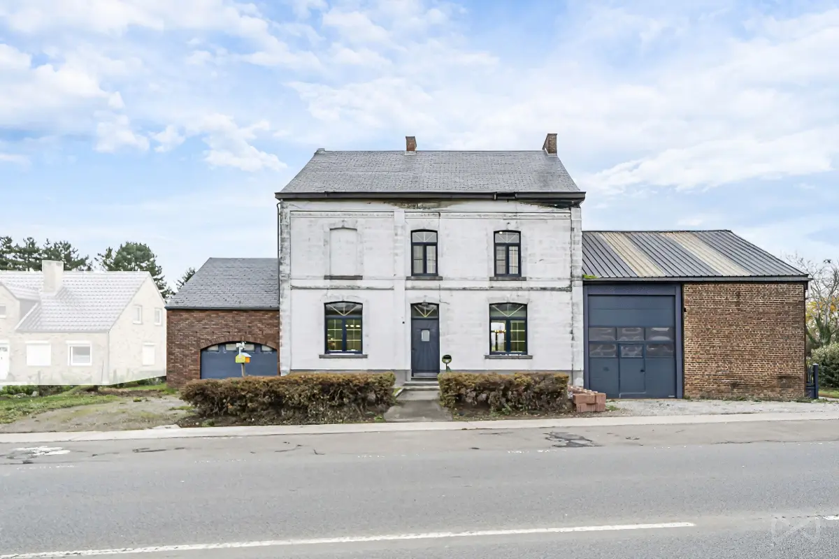 Maison à vendre à Chastrès 5650 317000.00€ 3 chambres 263.00m² - annonce 621879