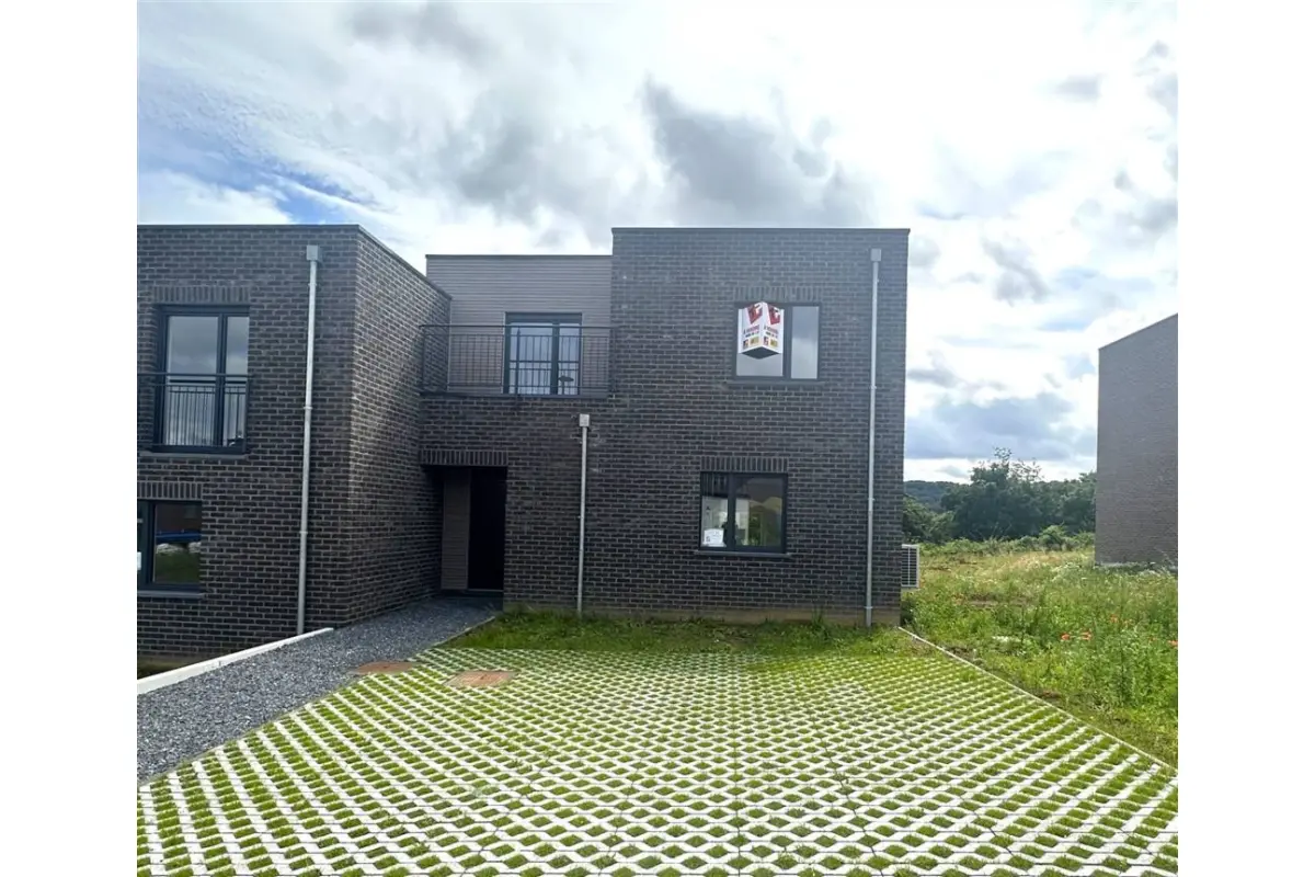 Maison à vendre à Belgrade 5001 369000.00€ 3 chambres 164.00m² - annonce 622401