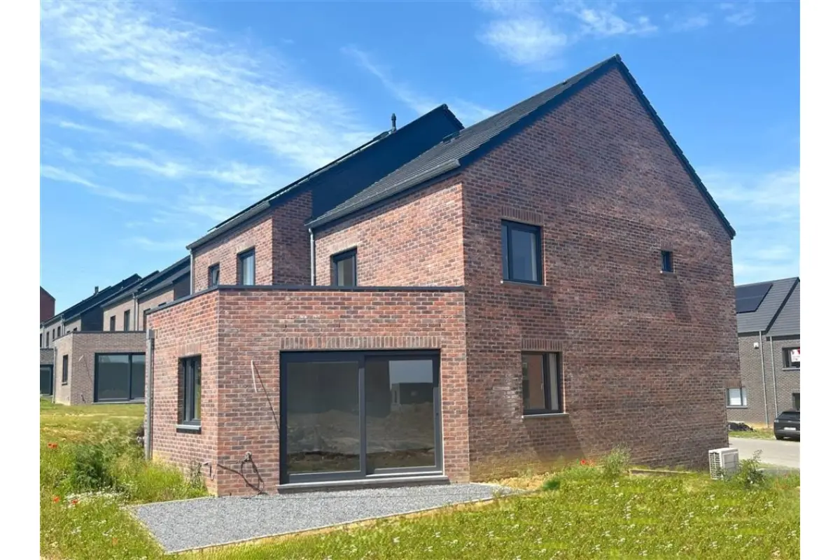 Maison à vendre à Belgrade 5001 379000.00€ 3 chambres 165.00m² - annonce 622395