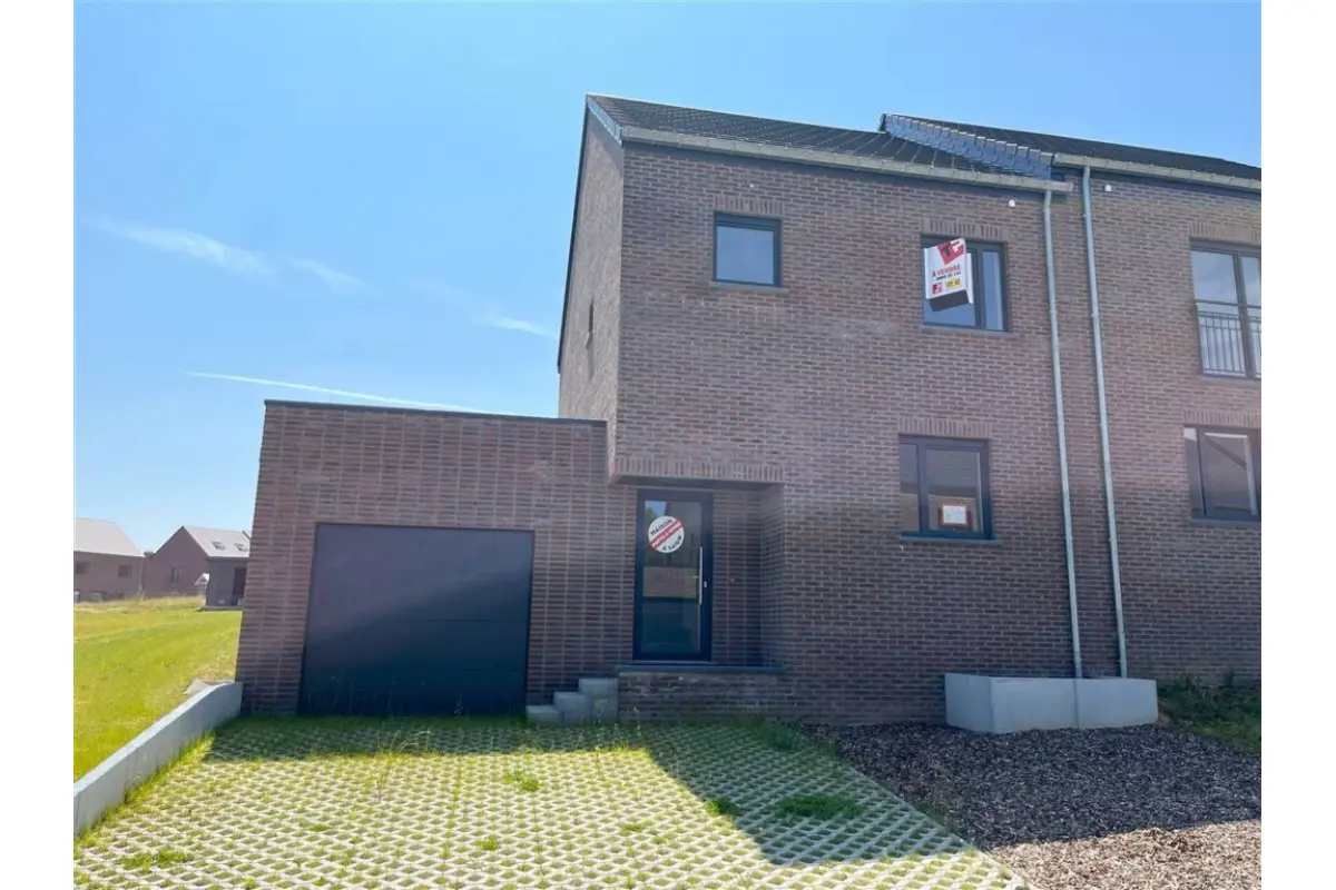 Maison à vendre à Belgrade 5001 399000.00€ 3 chambres 183.00m² - annonce 622402