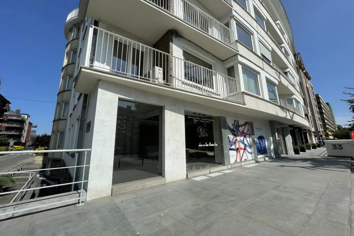 Commerce à vendre à Dave 5100 275000.00€  chambres 80.00m² - annonce 624329