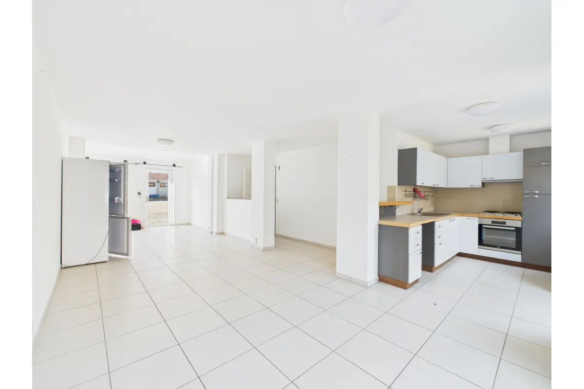 Rez-de-chaussée à louer à Ciney 5590 850.00€ 2 chambres 100.00m² - annonce 625557