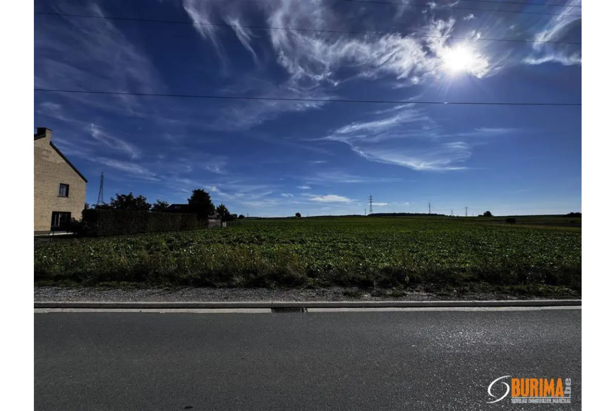 Terrain à vendre à Castillon 5650 107000.00€  chambres m² - annonce 626075