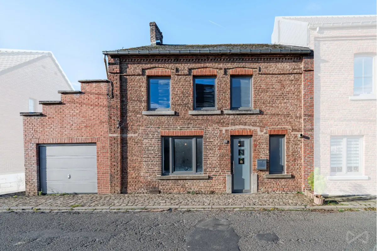 Maison à vendre à Hanzinelle 5621 197000.00€ 3 chambres 169.00m² - annonce 658549