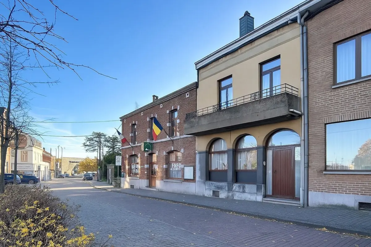 Maison à vendre à Beauraing 5570 198000.00€ 3 chambres 230.00m² - annonce 626530