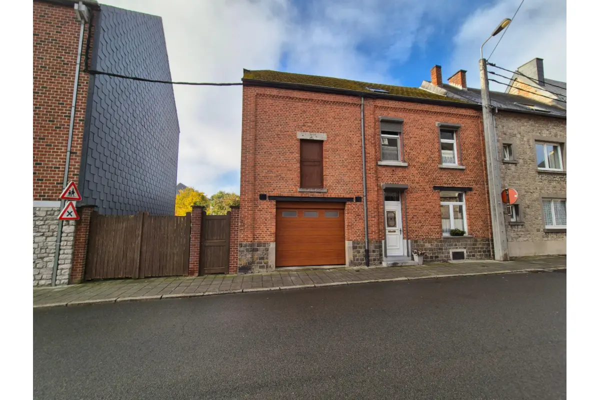 Maison à vendre à Philippeville 5600 260000.00€ 3 chambres 164.00m² - annonce 629194