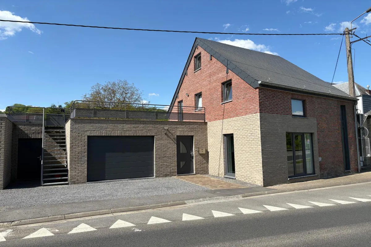 Maison à louer à Hermeton-sur-Meuse 5540 960.00€ 3 chambres 188.00m² - annonce 628563