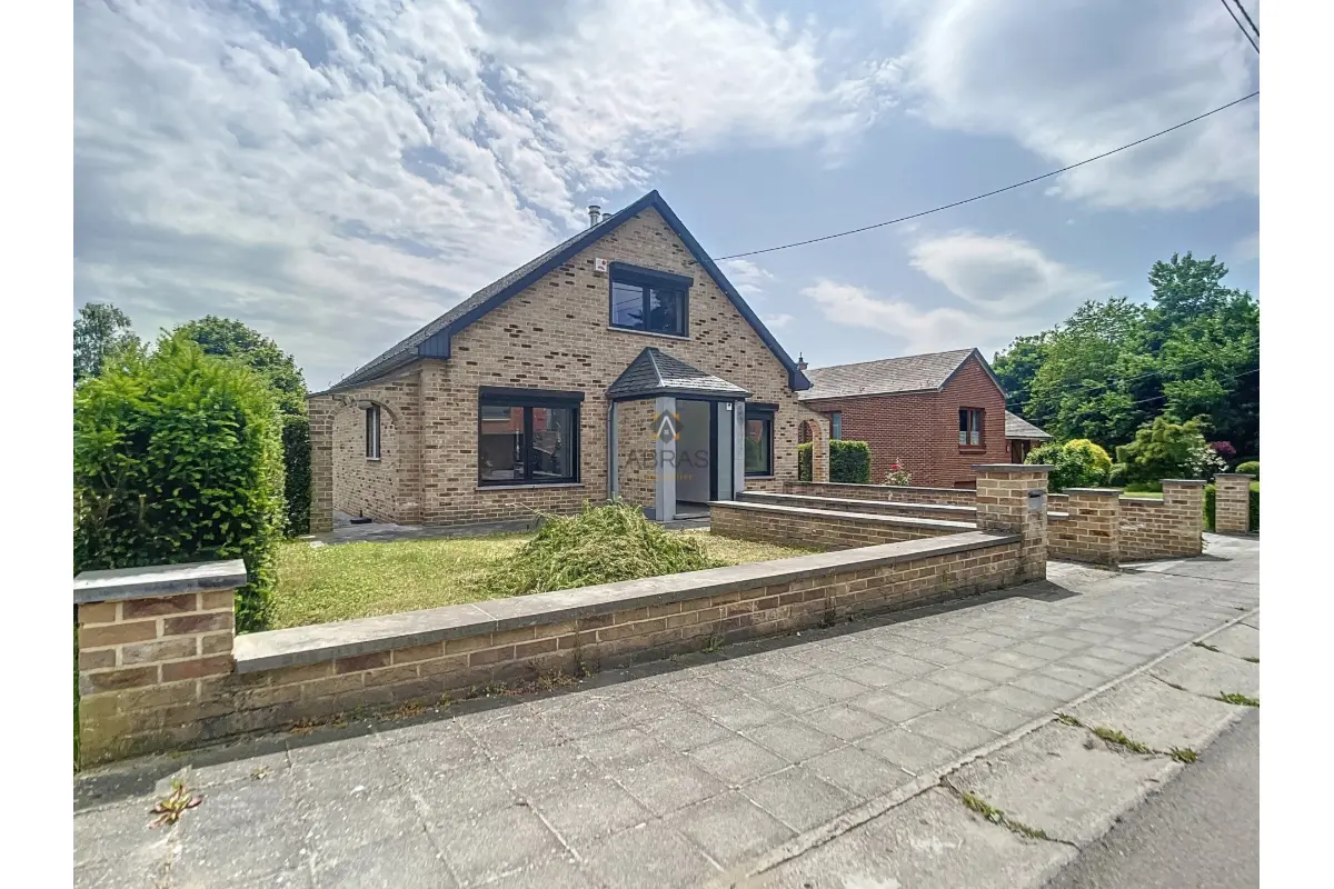 Maison à vendre à Flawinne 5020 305000.00€ 3 chambres 150.00m² - annonce 629049