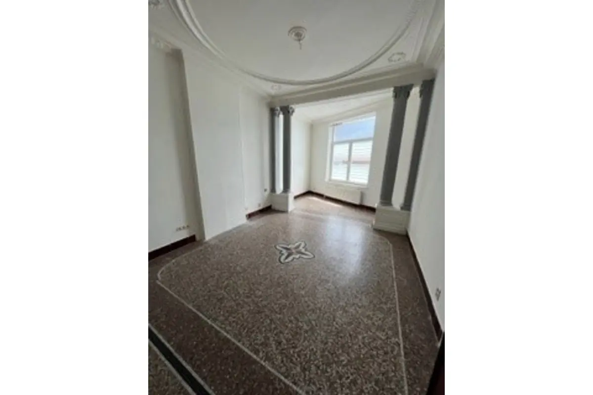 Rez-de-chaussée à  à Châtelineau 6200 129000.00€ 2 chambres 139.00m² - annonce 629519