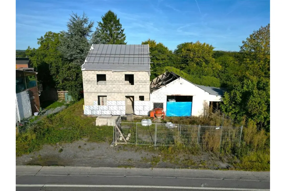 Maison à vendre à Vonêche 5570 120000.00€ 4 chambres 140.00m² - annonce 629214