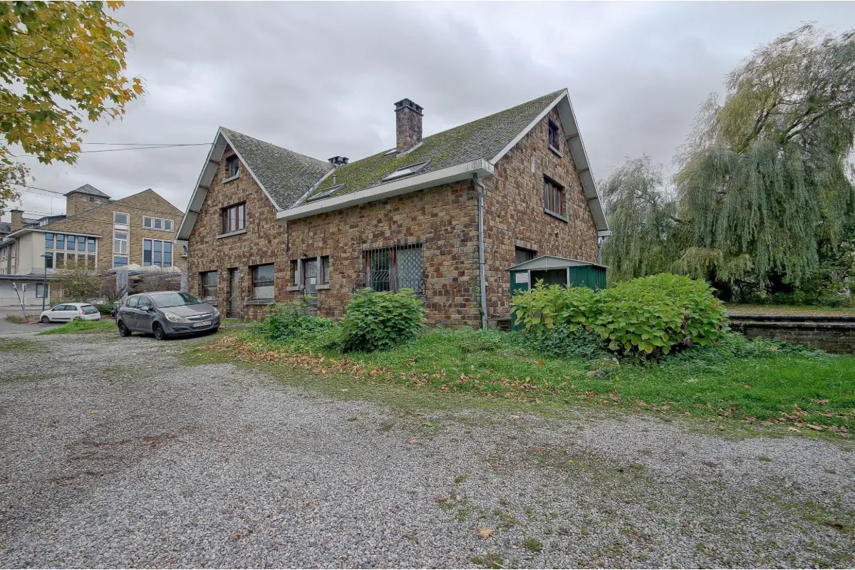 Maison à vendre à Dinant 5500 375000.00€  chambres m² - annonce 780562