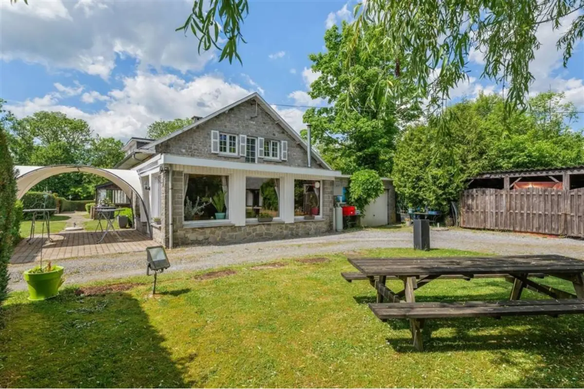 Maison à vendre à Dinant 5500 450000.00€ 3 chambres 355.00m² - annonce 629836