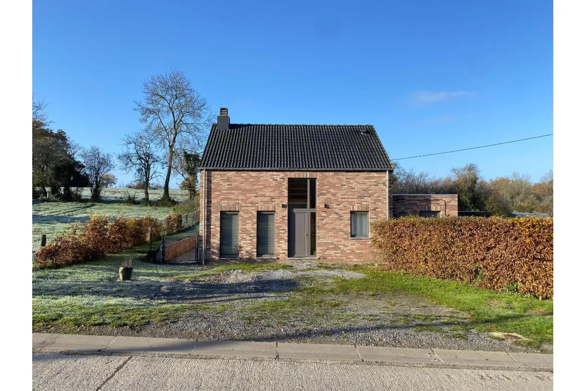 Maison à vendre à Hour 5563 339000.00€ 4 chambres m² - annonce 630040