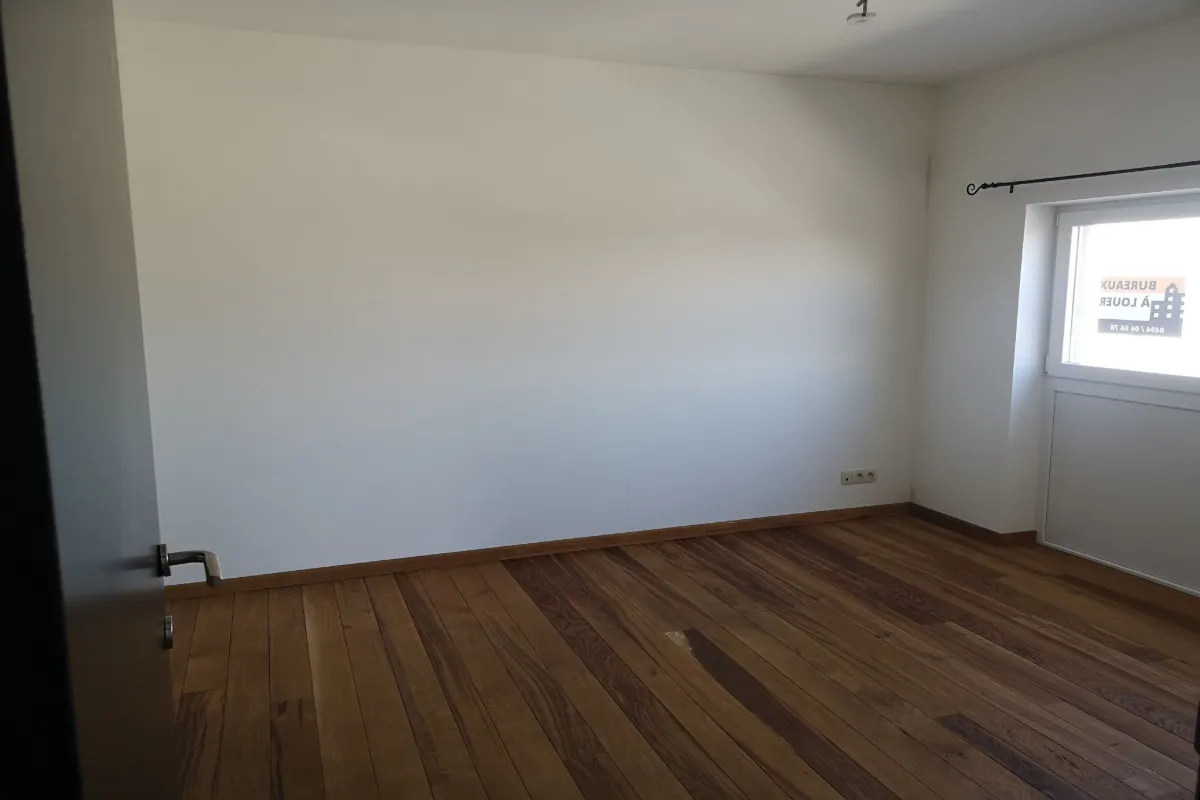 Commerce à louer à Anhée 5537 225.00€ 0 chambres m² - annonce 631516