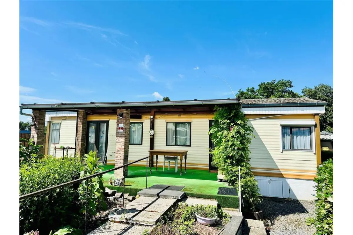 Maison à vendre à Hastière 5540 55000.00€ 2 chambres 42.00m² - annonce 631298