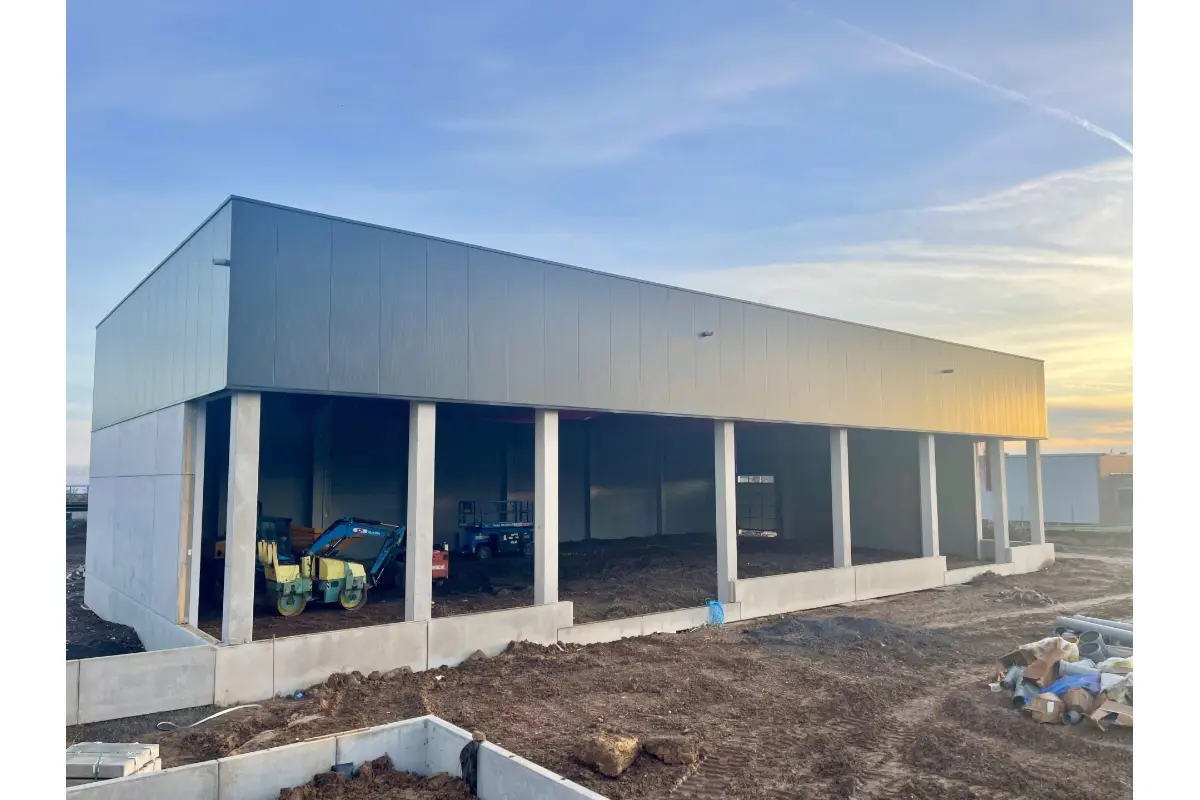 Commerce à louer à Gembloux 5030 3683.33€  chambres 340.00m² - annonce 632551