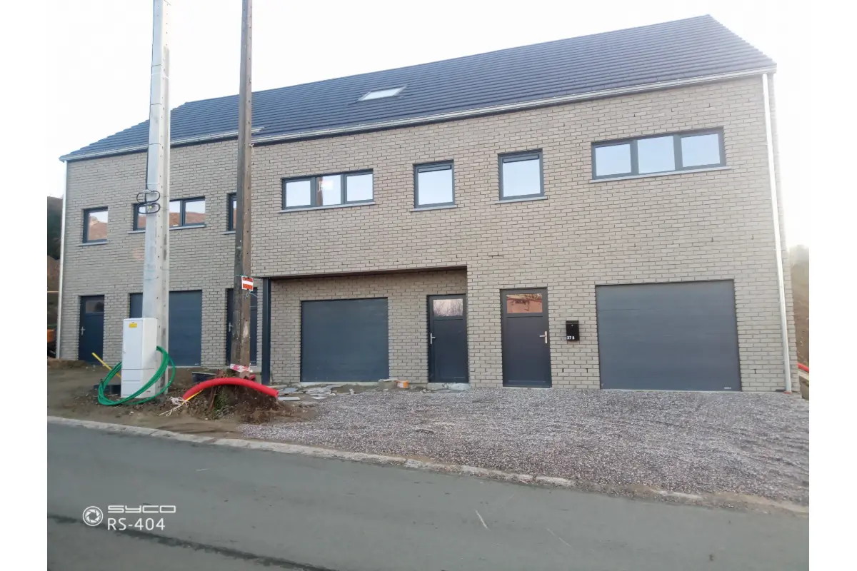 Maison à louer à Chastrès 5650 960.00€ 2 chambres 110.00m² - annonce 633078