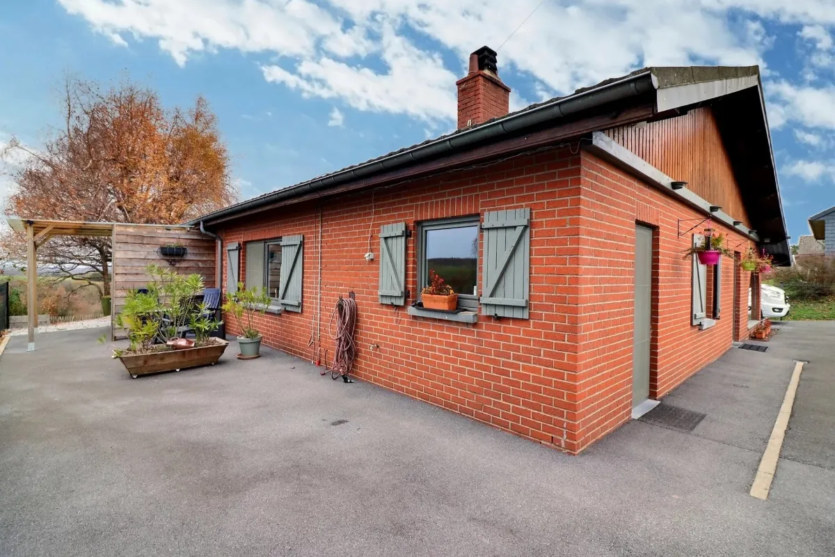 Maison à vendre à Presgaux 5660 270000.00€ 2 chambres m² - annonce 633635