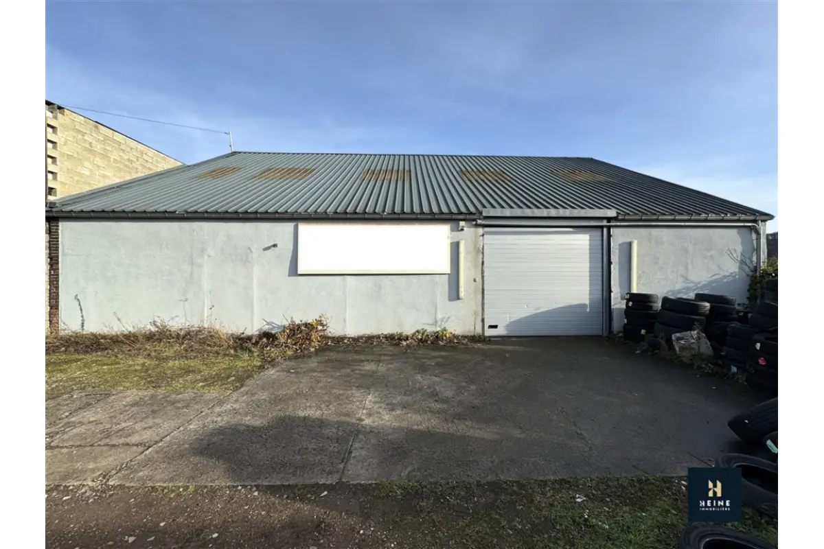 Parking / garage à vendre à Andenne 5300 250000.00€  chambres m² - annonce 634576