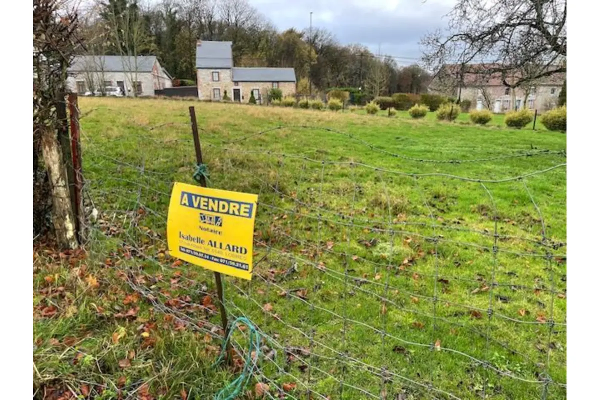 Terrain à vendre à Silenrieux 5630 80000.00€  chambres m² - annonce 635314