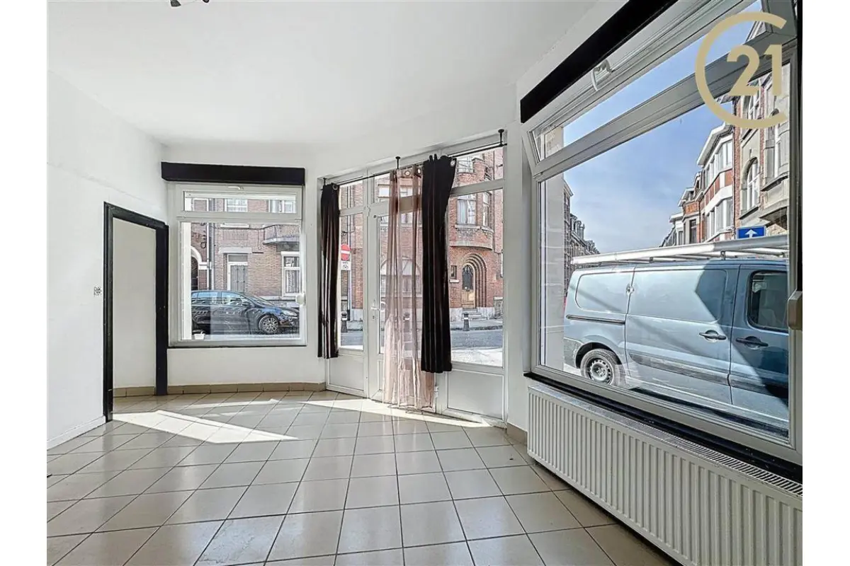 Immeuble mixte à vendre à Namur 5000 280000.00€ 6 chambres 174.00m² - annonce 635538