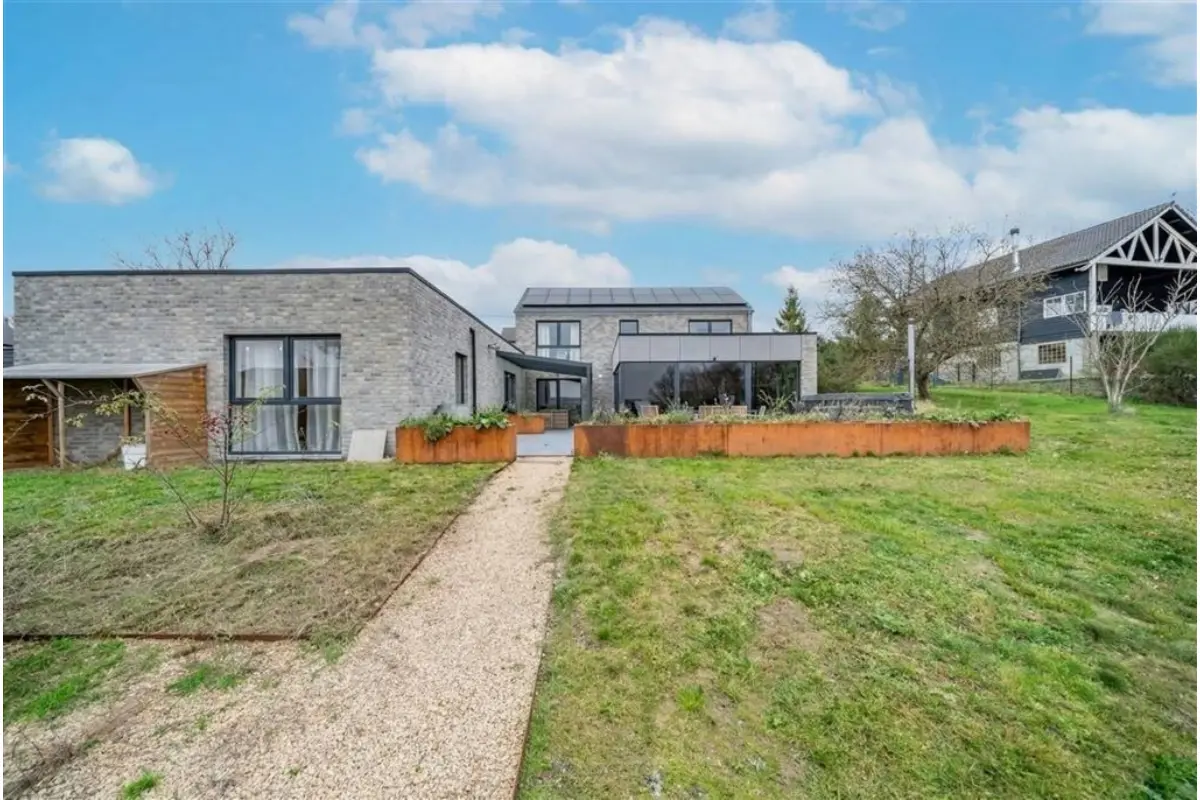 Maison à vendre à Noiseux 5377 618000.00€ 6 chambres 237.00m² - annonce 635609