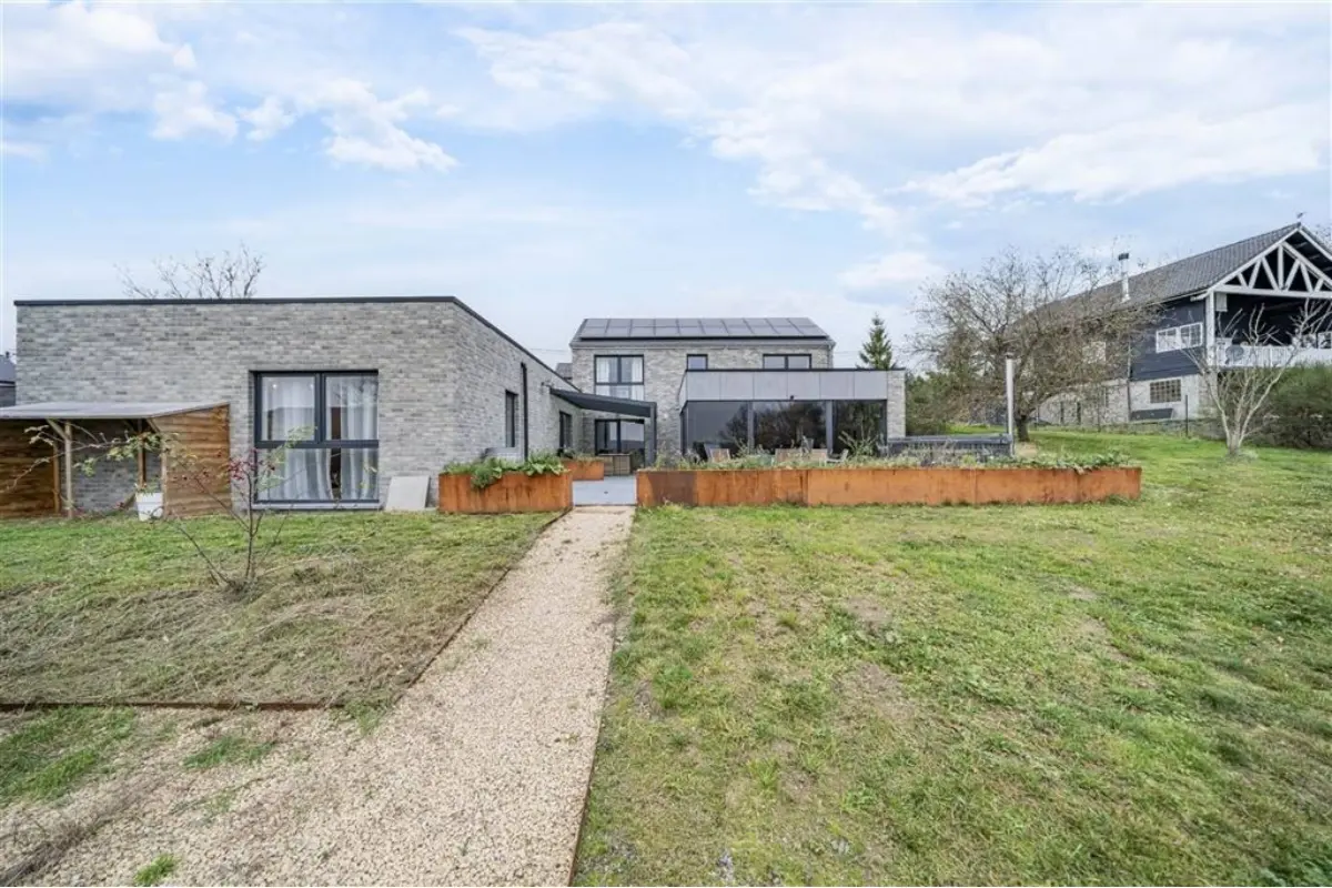 Maison à vendre à Noiseux 5377 618000.00€ 6 chambres 237.00m² - annonce 635609