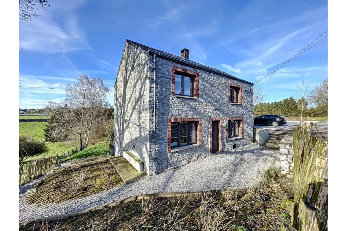 Maison à louer à Mohiville 5361 1300.00€ 3 chambres 160.00m² - annonce 636229