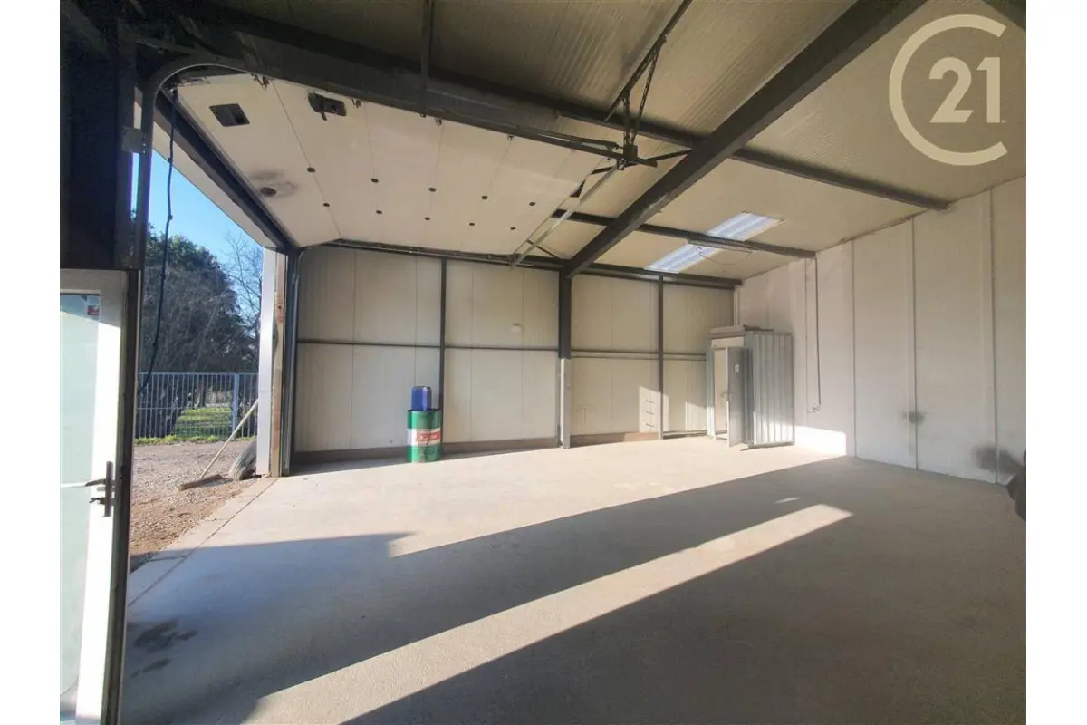 Commerce à louer à Naninne 5100 1272.00€  chambres 170.00m² - annonce 637495