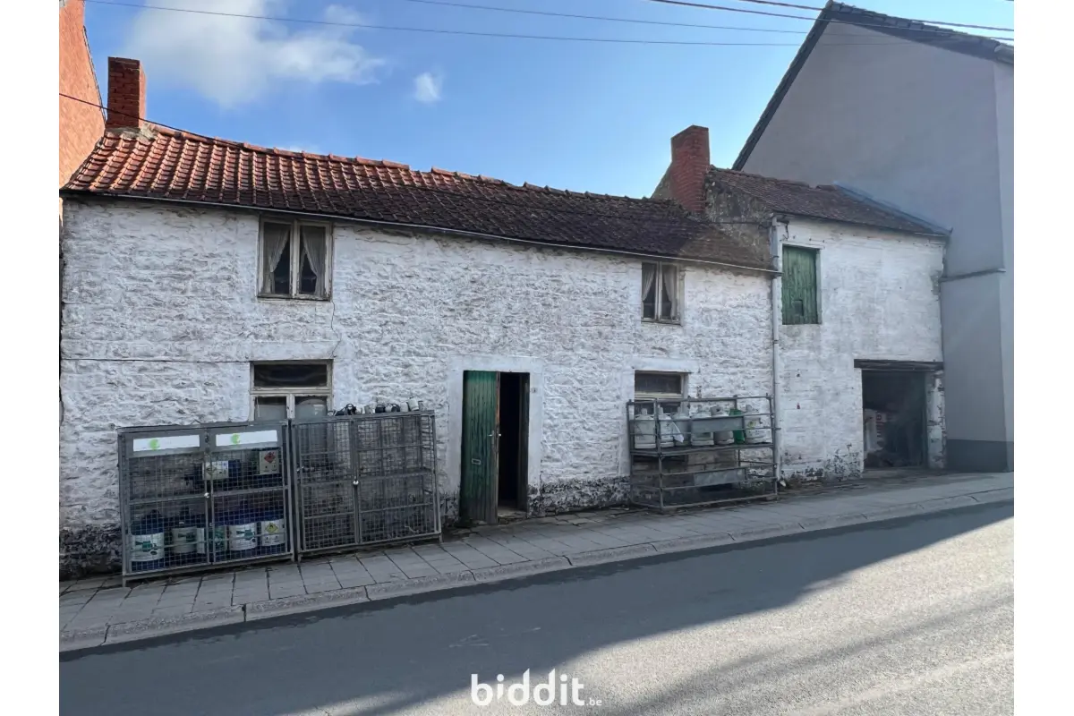 Maison à vendre à Florennes 5620 15000.00€ 2 chambres 114.00m² - annonce 637361