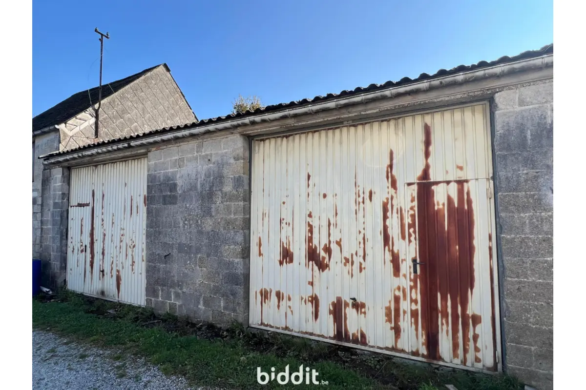 Parking / garage à vendre à Florennes 5620 10000.00€  chambres m² - annonce 637225