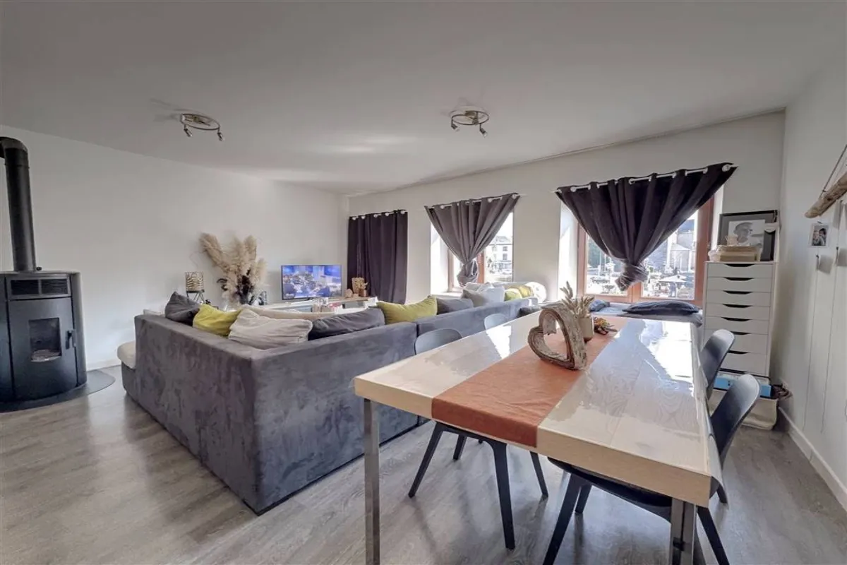 Appartement à vendre à Ciney 5590 170000.00€ 2 chambres 93.00m² - annonce 638395