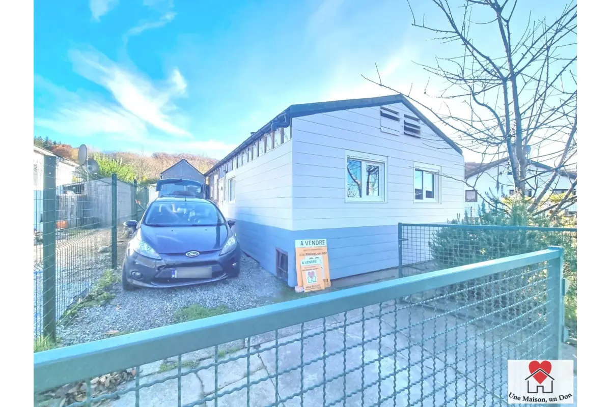 Bungalow à vendre à Yvoir 5530 77000.00€ 3 chambres 49.00m² - annonce 638969