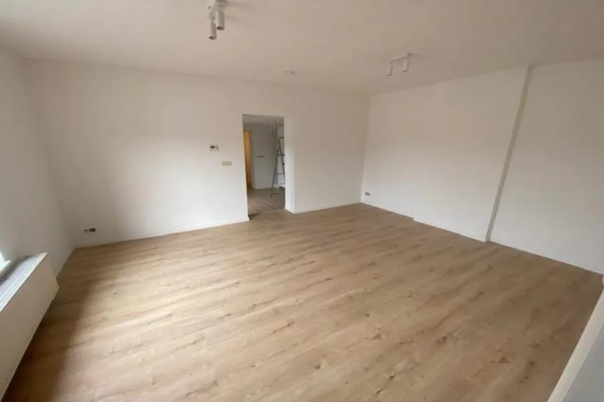 Appartement à louer à Moustier-sur-Sambre 5190 630.00€ 1 chambres 60.00m² - annonce 640611