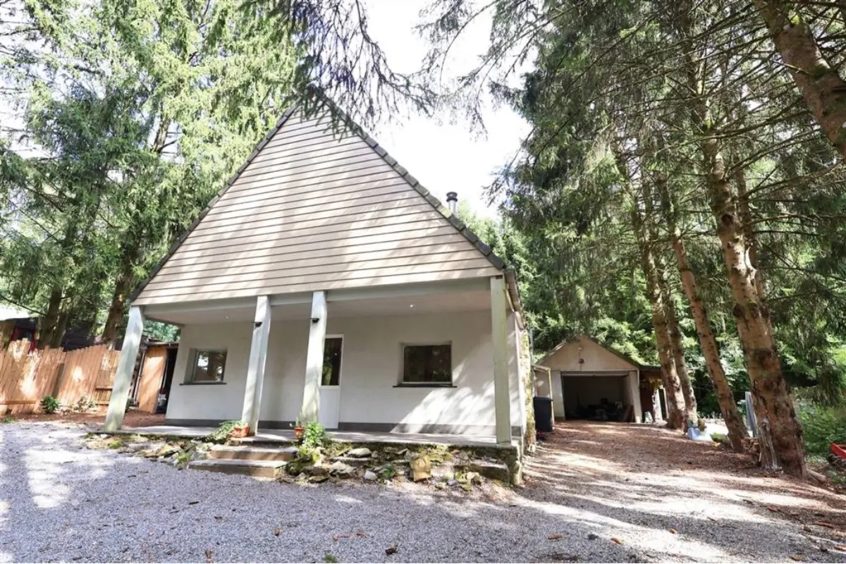 Maison à vendre à Florennes 5620 169000.00€ 3 chambres 114.00m² - annonce 642154