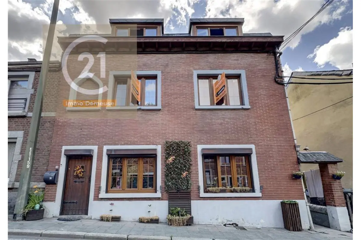 Maison à vendre à Rochefort 5580 195000.00€ 5 chambres 233.00m² - annonce 642279