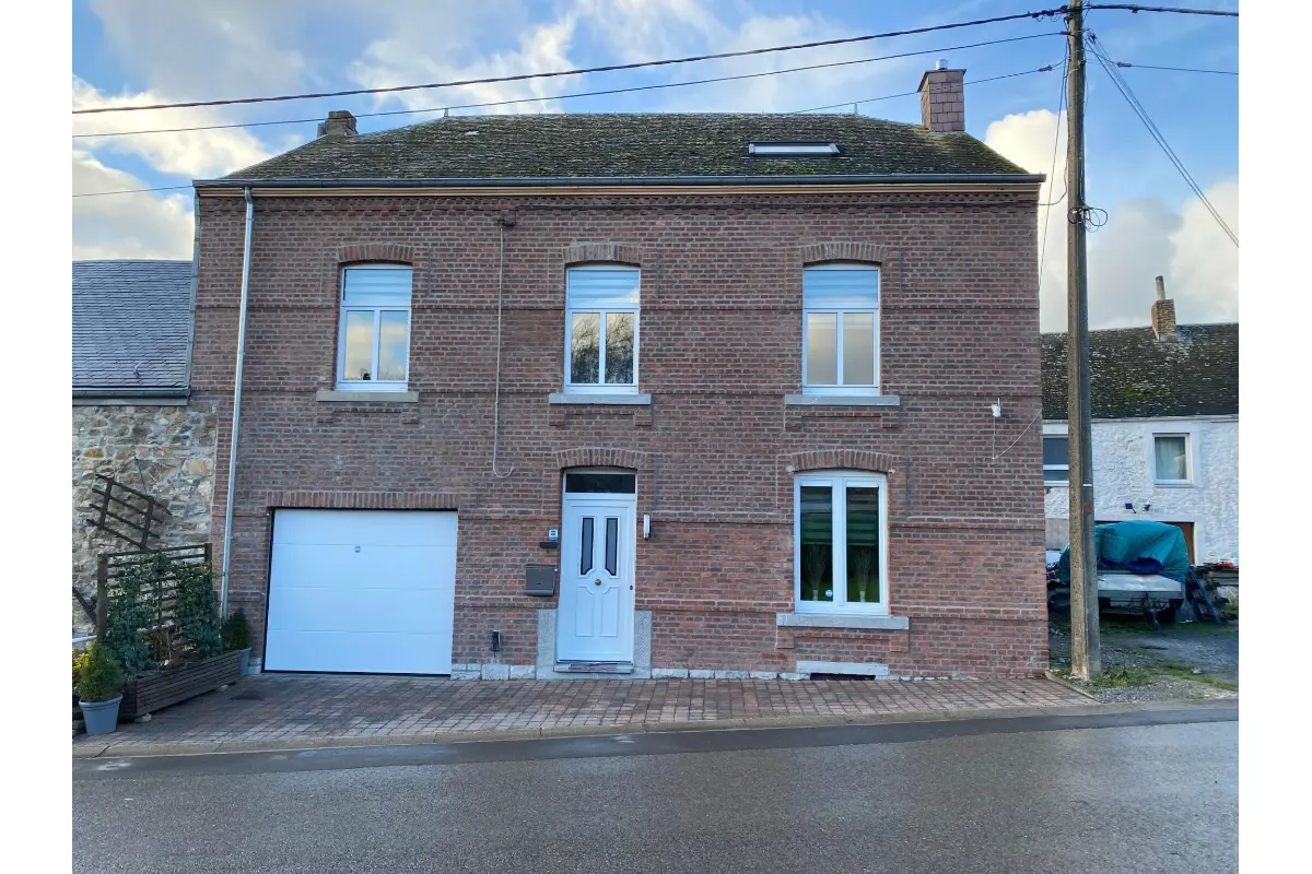 Maison à vendre à Winenne 5570 220000.00€ 4 chambres m² - annonce 642965