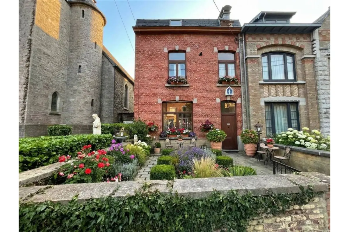 Maison à vendre à Dinant 5500 250000.00€ 3 chambres 214.00m² - annonce 645746