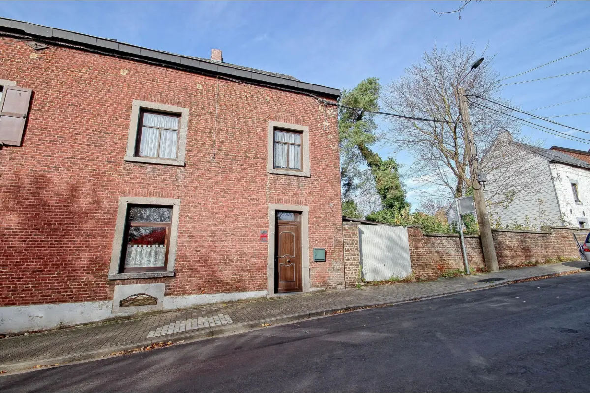 Maison à vendre à Belgrade 5001 245000.00€ 2 chambres 250.00m² - annonce 645788