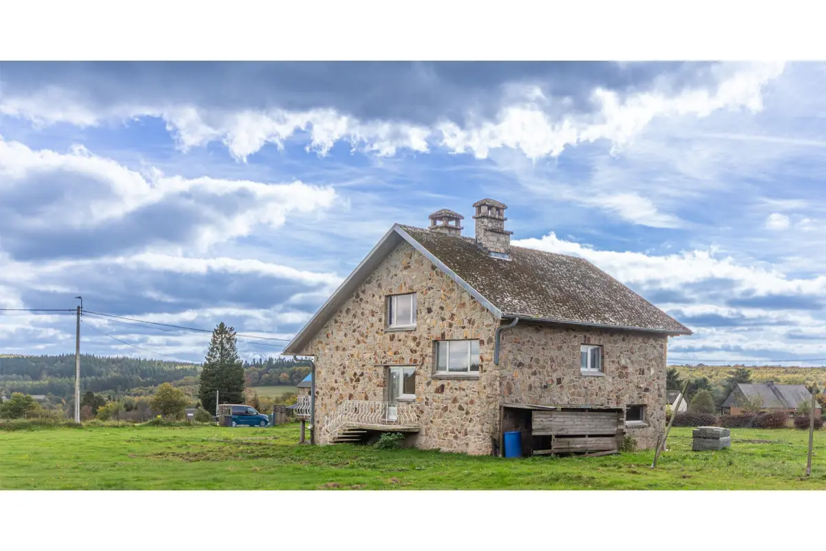 Maison à vendre à Oignies-en-Thiérache 5670 160000.00€ 4 chambres 120.00m² - annonce 647430